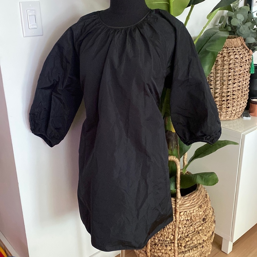 Aritzia Wilfred Cava Black Dress - Picture 4 of 10